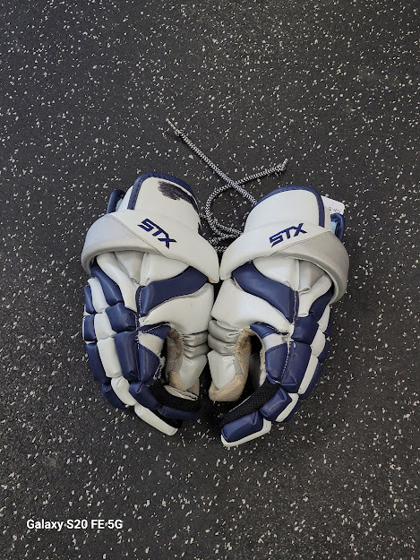 Vist Large View of Product Image Which is Used STX SHIELD GOALIE GLOVES LAX Goalie Gloves M White MD