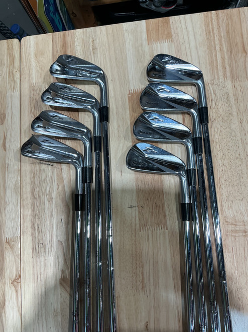 Vist Large View of Product Image Which is Used Srixon Z965 Mens Iron Set RH 3I-PW