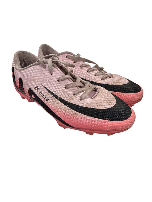 Vist Large View of Product Image Which is Used Nike Soccer Cleats Red Junior 05