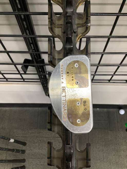 Vist Large View of Product Image Which is Used Bettinardi BB19 Mens Putter RH