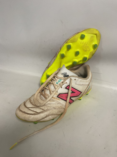 Vist Large View of Product Image Which is Used New Balance 442 TEAM FG Soccer Cleats White Senior 10