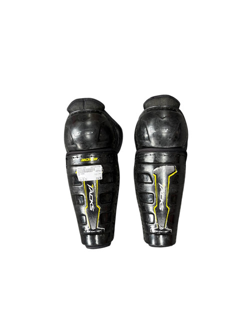 Vist Large View of Product Image Which is Used CCM 3092 Youth Shin Guards Black 10"