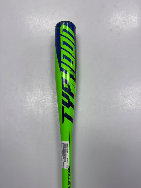 Vist Large View of Product Image Which is Used Easton TYPHOON BB/SB USA 2 1/4 Bat 26"