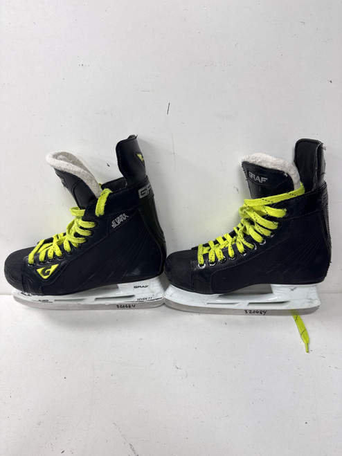 Vist Large View of Product Image Which is Used Graf SUPRA G135S Junior Hockey Skate Junior 04.5
