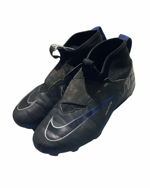 Vist Large View of Product Image Which is Used Nike Soccer Cleats Black Junior 03.5