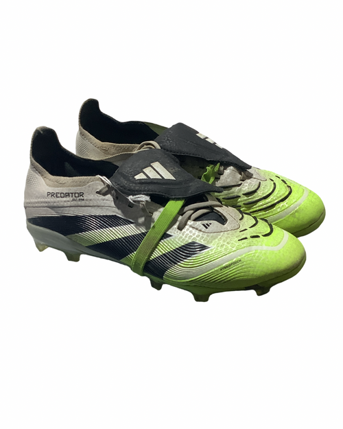 Vist Large View of Product Image Which is Used Adidas Soccer Cleats Junior 04.5