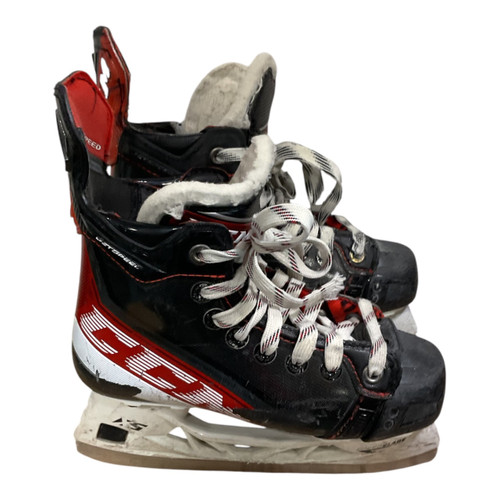 Vist Large View of Product Image Which is Used CCM JETSPEED ULTRALITE Junior Hockey Skate Junior 01