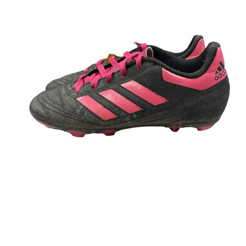 Vist Large View of Product Image Which is Used Air Soccer Cleats Pink Junior 01