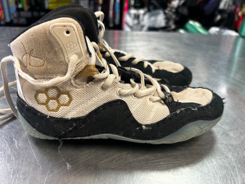 Vist Large View of Product Image Which is Used Rudis Wrestling Shoes White Senior 5