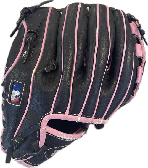 Vist Large View of Product Image Which is Used Wilson A200 Baseball Glove RH Throw Pink 10"