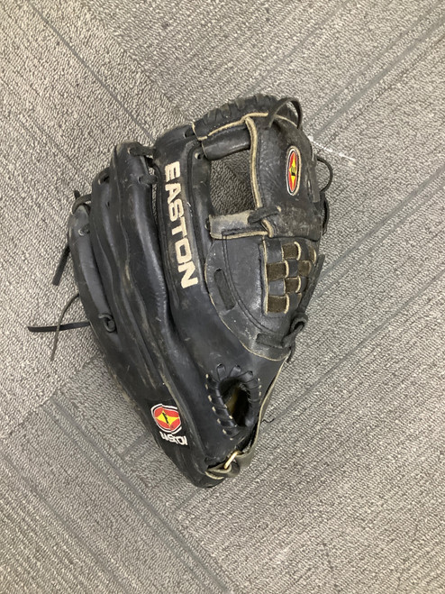 Vist Large View of Product Image Which is Used Easton BLACK MAGIC BB/SB Glove RH Throw Black 12 3/4"