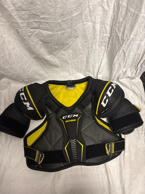 Vist Large View of Product Image Which is Used CCM TACKS 3092 Junior Shoulder Pads SM