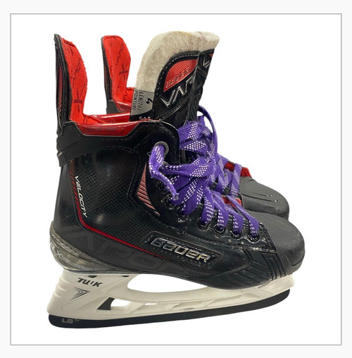 Vist Large View of Product Image Which is Used Bauer VAPOR Intermediate Hockey Skate Intermediate 4.0