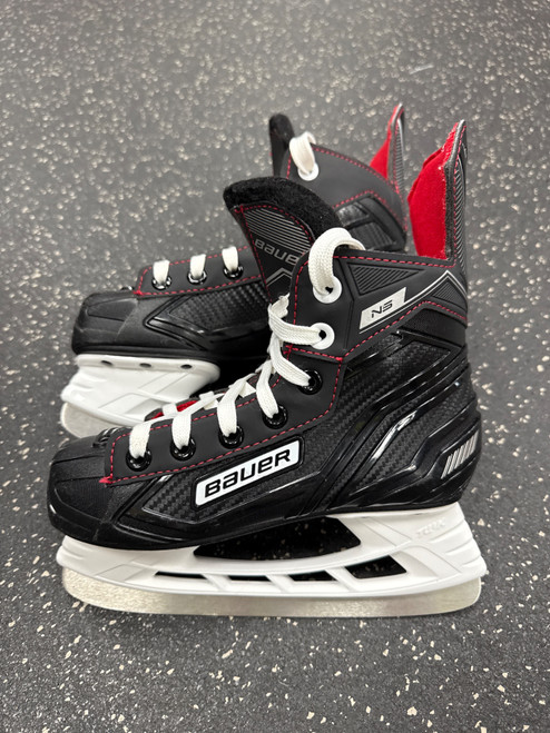 Vist Large View of Product Image Which is Used Bauer NS Youth Hockey Skate Youth 13.0