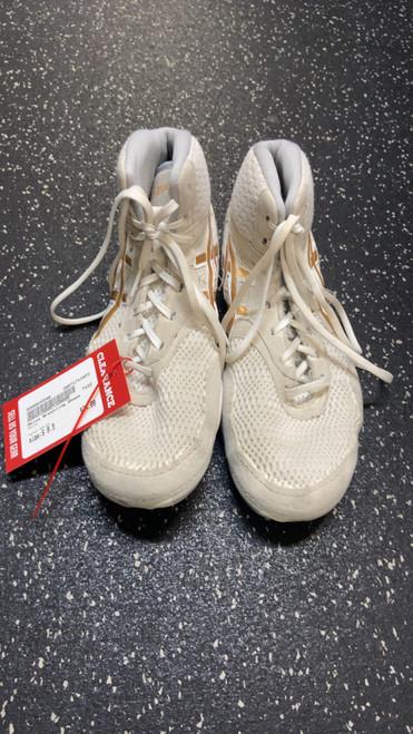 Vist Large View of Product Image Which is Used Asics Wrestling Shoes White Senior 9.5