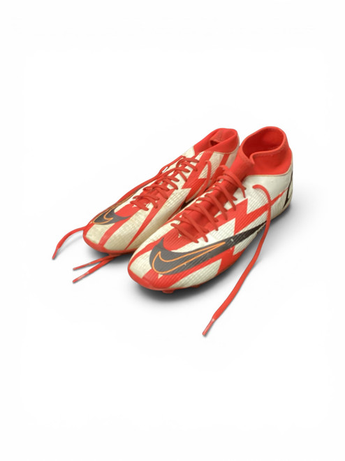 Vist Large View of Product Image Which is Used Nike Soccer Cleats Red Senior 9