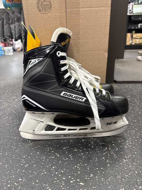 Vist Large View of Product Image Which is Used Bauer SUPREME S150 Senior Hockey Skate Senior 9.5