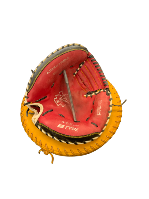 Vist Large View of Product Image Which is Used Marucci CADDO BB/SB Catchers RH Throw Red 31"