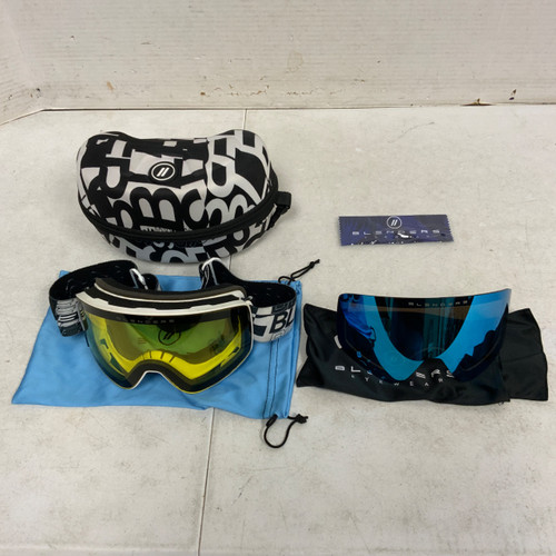 Vist Large View of Product Image Which is Used Snow Goggles Adult White