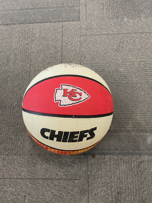 Vist Large View of Product Image Which is Used Basketball Adult Outdoor