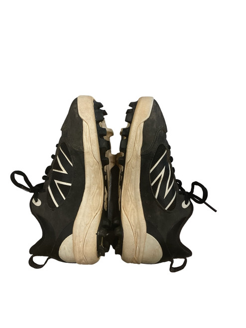 Vist Large View of Product Image Which is Used New Balance BASEBALL CLEATS BB/SB Cleats Black Youth 13.0