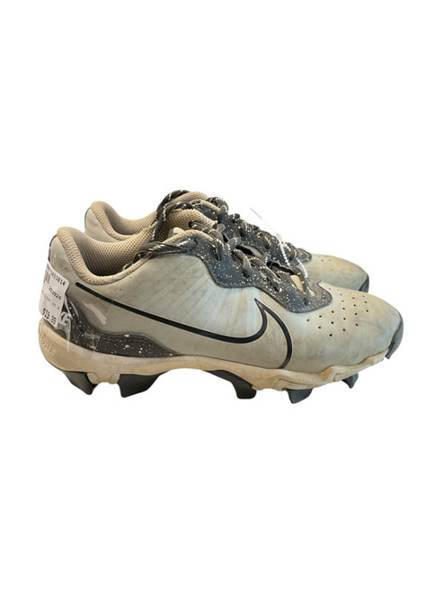 Vist Large View of Product Image Which is Used Nike CLEAT SZ 2 BB/SB Cleats Grey Junior 02