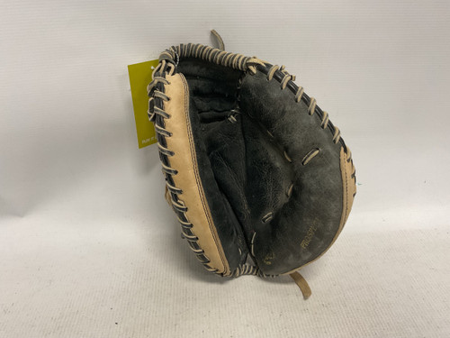 Vist Large View of Product Image Which is Used Mizuno POWER CLOSE BB/SB Catchers RH Throw Black 31"