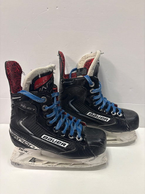 Vist Large View of Product Image Which is Used Bauer VAPOR SELECT Junior Hockey Skate Junior 01