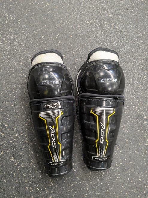 Vist Large View of Product Image Which is Used CCM ULTRA 2.0 SG Youth Shin Guards Black 9"