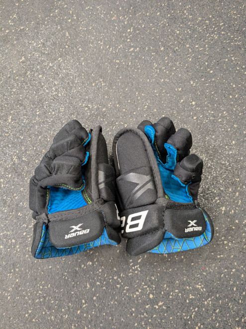 Vist Large View of Product Image Which is Used Bauer X GLOVE Youth Gloves Black 8"