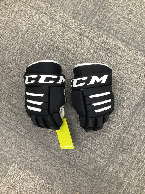 Vist Large View of Product Image Which is Used CCM TACKS 4R Junior Gloves Black 10"