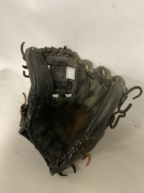 Vist Large View of Product Image Which is Used Wilson A2000 1788 PRO-STOCK BB/SB Glove RH Throw Black 11 1/4"