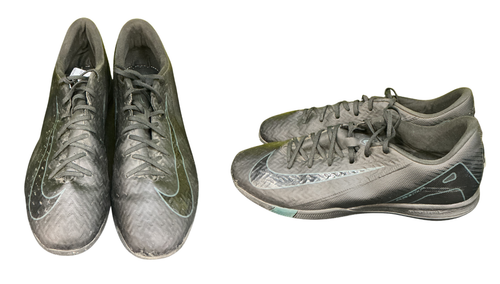 Vist Large View of Product Image Which is Used Nike Soccer Indoor Shoes Black Senior 10.5