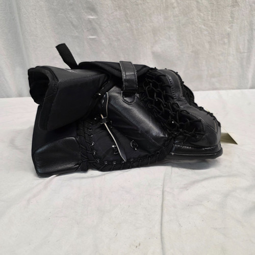 Vist Large View of Product Image Which is Used SIMMONS 585 HYBRID Senior Goalie Catcher Black