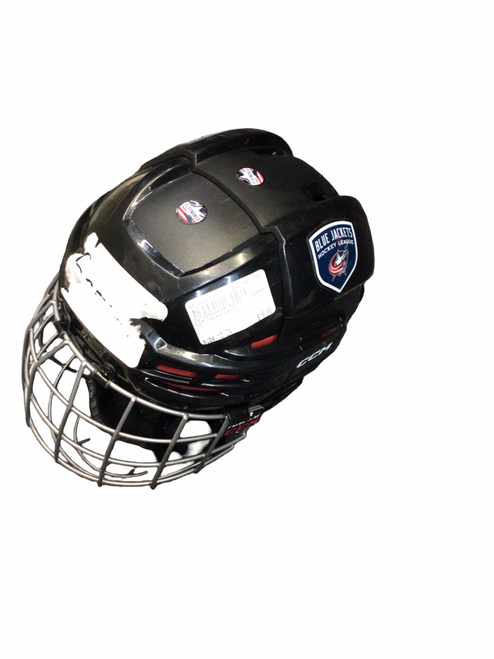 Vist Large View of Product Image Which is Used CCM TACKS 9550 Intermediate Shin Guards Black 12"