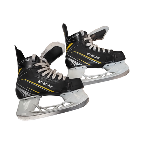 Vist Large View of Product Image Which is Used CCM TACKS 9042 Junior Hockey Skate Junior 01