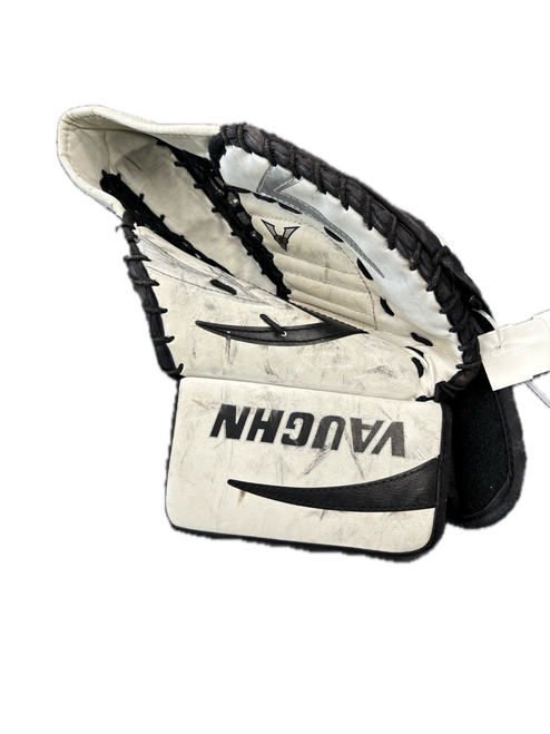 Vist Large View of Product Image Which is Used Vaughn V5 7110 Junior Goalie Catcher Black And White