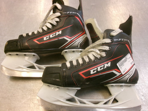 Vist Large View of Product Image Which is Used CCM FT340 Senior Hockey Skate Senior 5
