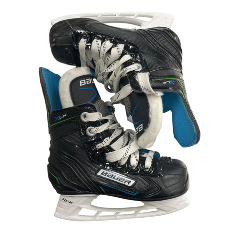 Vist Large View of Product Image Which is Used Bauer XLP Youth Hockey Skate Youth 08.0
