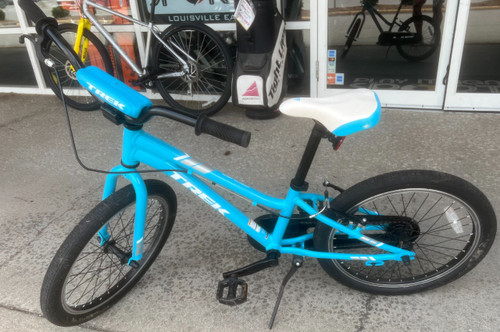 Vist Large View of Product Image Which is Used Trek PRECALIBER 20 BMX Bike Girls None 20"
