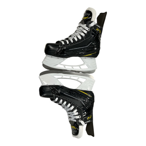 Vist Large View of Product Image Which is Used Bauer SUPREME M1 Junior Hockey Skate Junior 02.5
