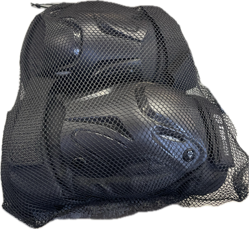 Vist Large View of Product Image Which is Used Inline Protective Set Black LG