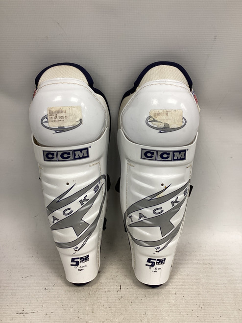 Vist Large View of Product Image Which is Used CCM TACKS 552 Intermediate Shin Guards White 13"