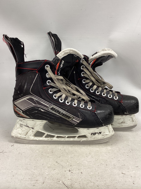 Vist Large View of Product Image Which is Used Bauer VAPOR X50 Senior Hockey Skate Senior 7.5