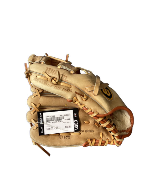 Vist Large View of Product Image Which is Used Wilson A2972 BB/SB Glove LH Throw Tan 11 1/2"