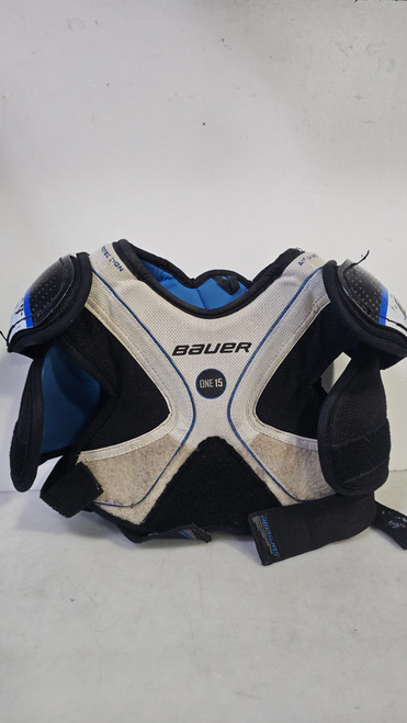 Vist Large View of Product Image Which is Used Bauer ONE 15 Junior Shoulder Pads LG