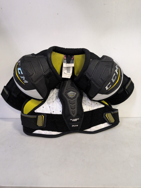 Vist Large View of Product Image Which is Used CCM TACKS CLASSIC PRO Junior Shoulder Pads MD