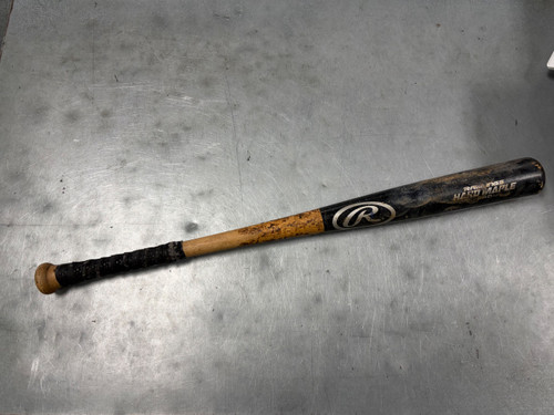 Vist Large View of Product Image Which is Used Rawlings HARD MAPLE PRO BB/SB Wood Bat 32"