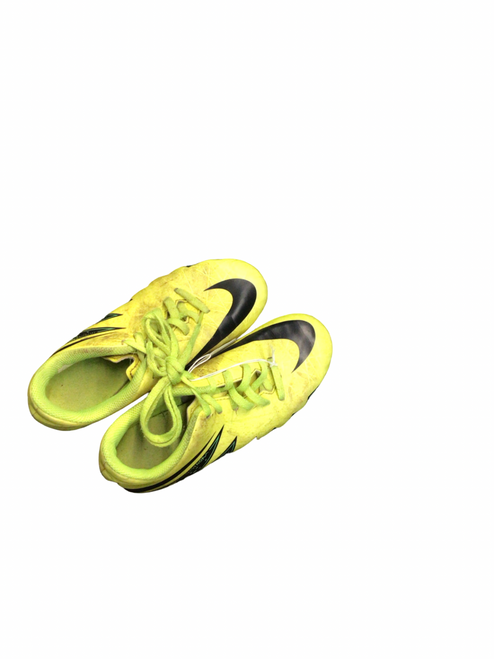 Vist Large View of Product Image Which is Used Nike Soccer Cleats Yellow Junior 01.5