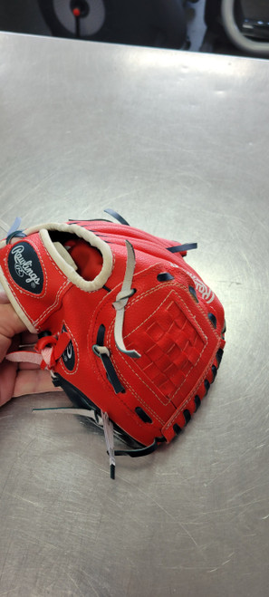 Vist Large View of Product Image Which is Used Rawlings 9 BB/SB Glove RH Throw Red 9"